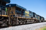 CSX 5215 trails on a northbound manifest 